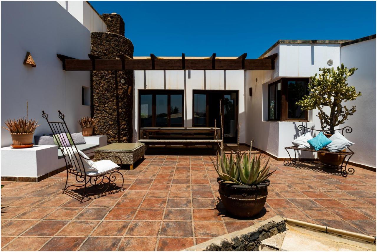 Villa-Mayo - Peaceful Paradise: Lajares Dream Vacation Exterior photo