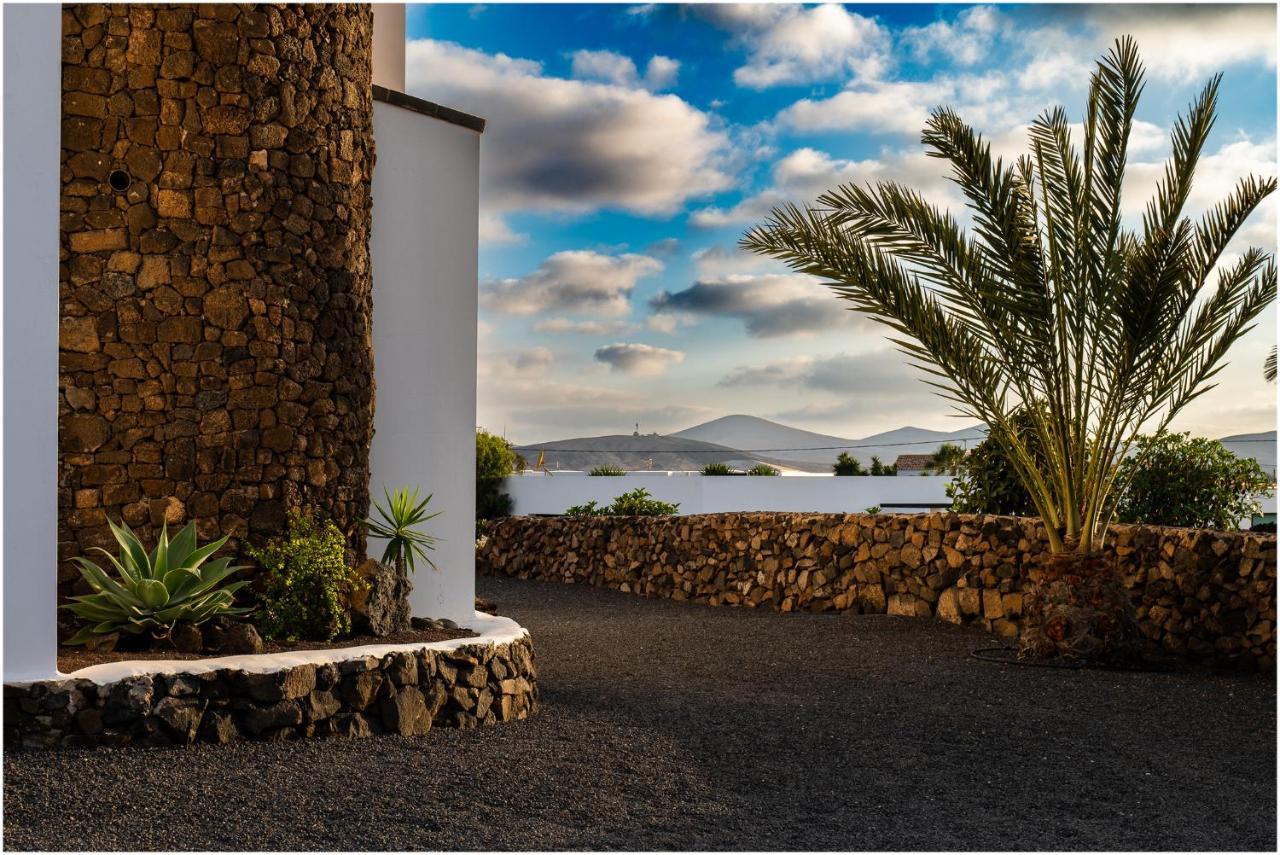 Villa-Mayo - Peaceful Paradise: Lajares Dream Vacation Exterior photo