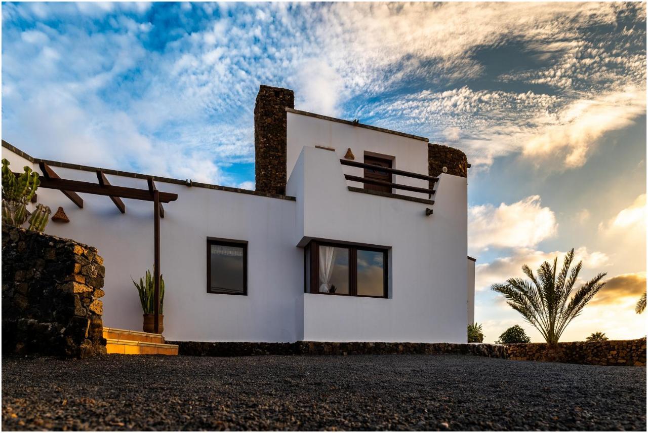 Villa-Mayo - Peaceful Paradise: Lajares Dream Vacation Exterior photo
